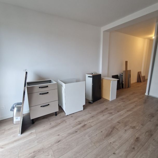 Lot de meubles de cuisine Cuisinella – très bon état – idéal rénovation / studio - bois - Nanterre (92000) - Domaine : Recupération