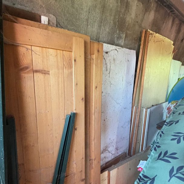 Planches de pin et sapin - Pin (Sylvestre, maritime, laricio, douglas) -  () - Domaine : Recupération