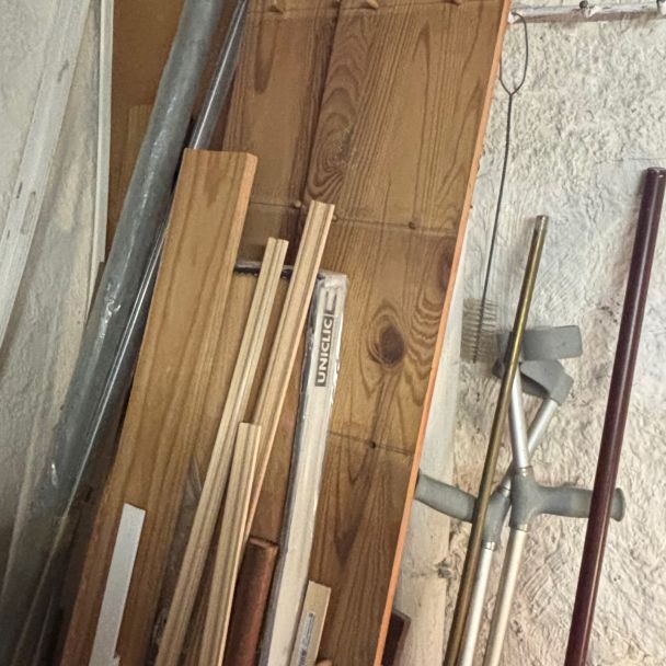 Planches de pin et sapin - Pin (Sylvestre, maritime, laricio, douglas) -  () - Domaine : Recupération