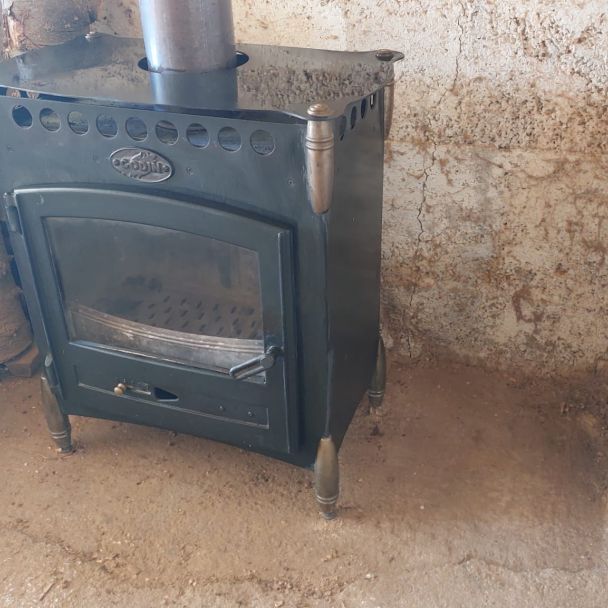 Poêle à bois - bois - Autrans-Méaudre en Vercors (38112) - Domaine : Décoration